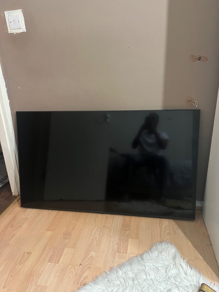 image for LG 4k UHD 60 inch smart tv