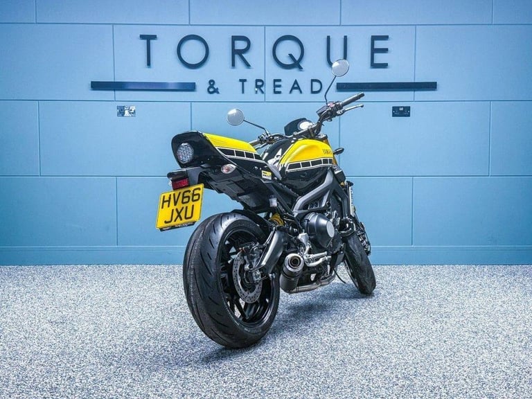 2016 66 YAMAHA XSR900 60TH ANNIVERSARY 900 ABS SPORT HERITAGE - LOW MILES