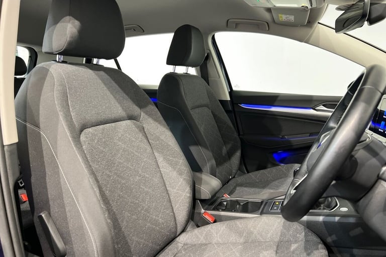 2021 21 VOLKSWAGEN GOLF 1.5 TSI LIFE HATCHBACK 5DR PETROL MANUAL EURO 6 (S/S) (1