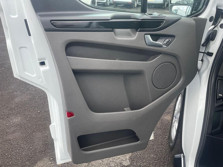  Ford Transit Custom Transit Custom 2.0 280 EcoBlue Limited L1 H1 Euro 6 (s/s) 5dr Diesel Manual