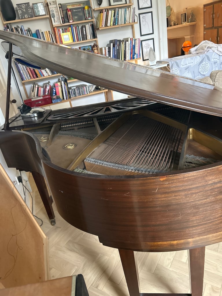 Challen baby grand piano for sale 