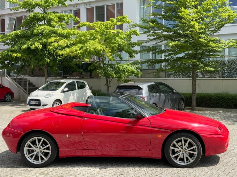 2005 Alfa Romeo Spider 2.0 JTS Lusso 2dr CONVERTIBLE Petrol Manual