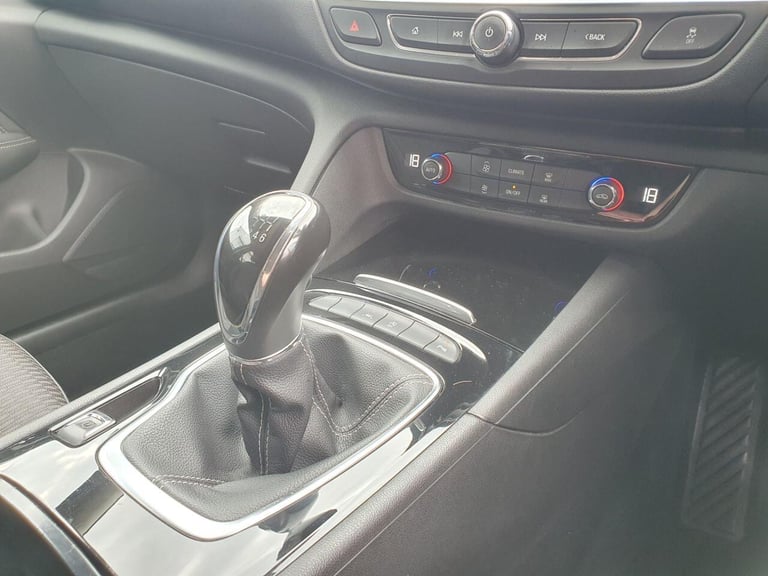2017 Vauxhall Insignia 1.5i Turbo Tech Line Nav Grand Sport 5dr Petrol Manual Euro 6 (s/s) (165 p...