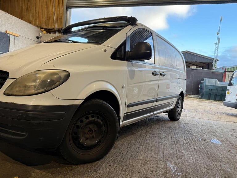 MERCEDES-BENZ VITO 2.1 111CDI Compact Panel Van SWB 5dr 2009