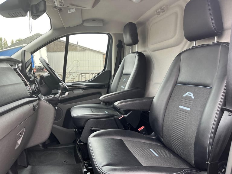 2024 Ford Transit Custom Active 300 L1 SWB 130ps Manual in Grey Matter