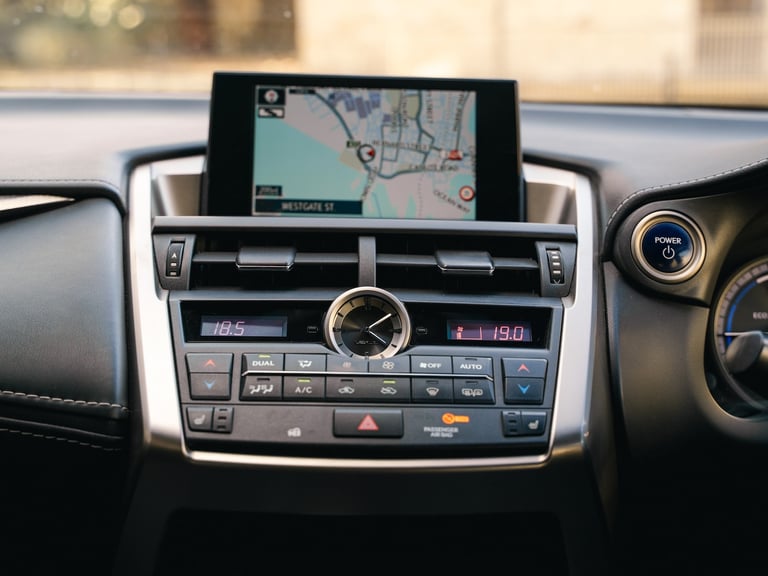 2017 Lexus NX 2.5 300h F Sport SUV 5dr Petrol Hybrid E-CVT 4WD Euro 6 (s/s)