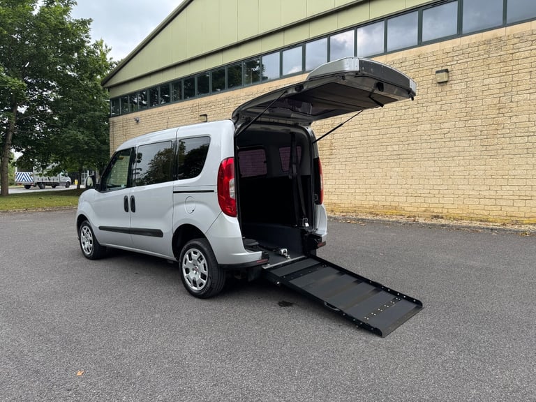 2018 Fiat Doblo 1.4 16V Easy 5dr Wheelchair Accessible Vehicle  MPV Petrol Manual