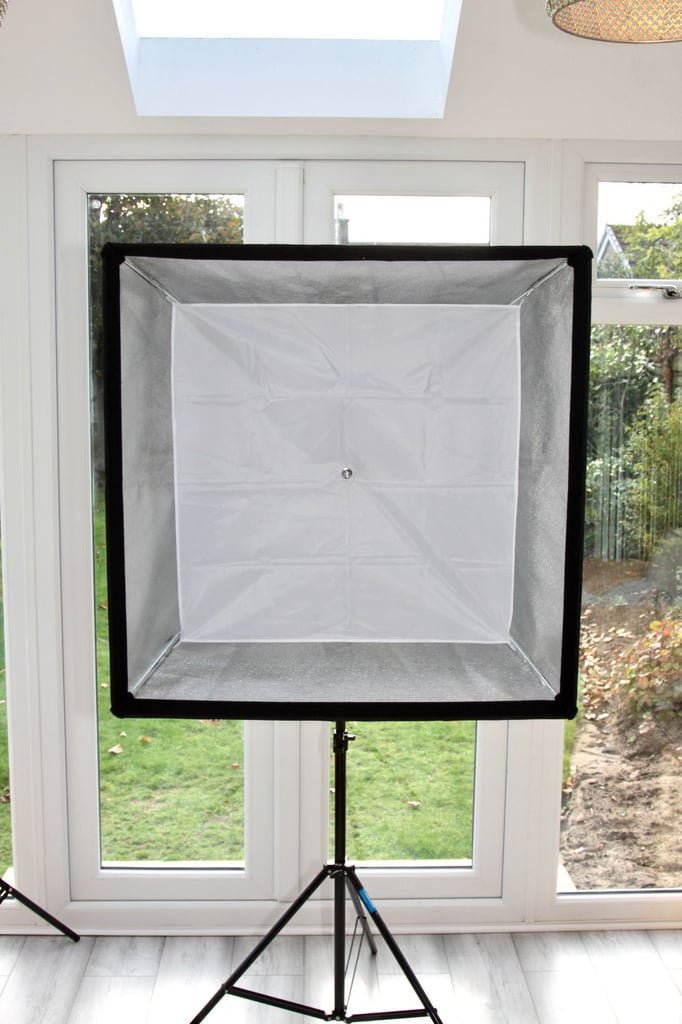  Lastolite Lumen 8 F400 2 Head Flash Kit Softbox , umbrella's & Kit Bags 
