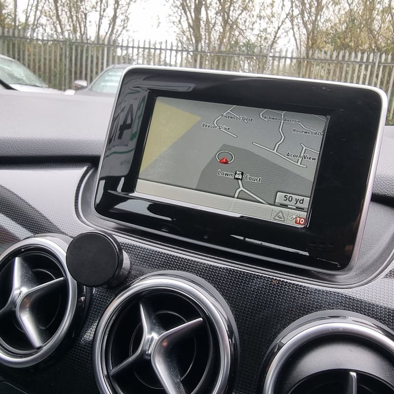 MERCEDES-BENZ W246 B180 CLASS 1.5 DIESEL 107 BHP YEAR 2014 £20 ROAD TAX PER YEAR&LONG  MOT!!!