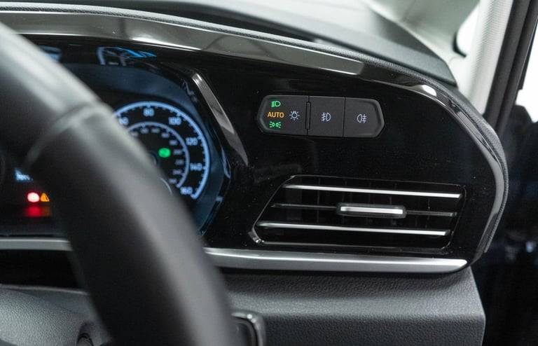 2022 72 FORD TOURNEO CONNECT 2.0 ECOBLUE TITANIUM MPV 5DR DIESEL DCT EURO 6 (S/S