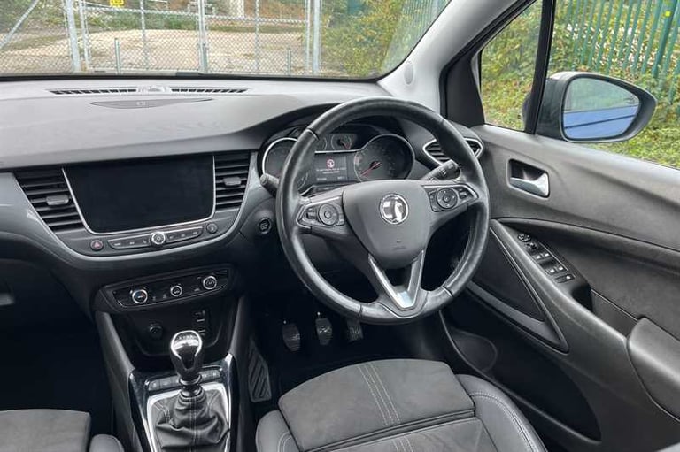 2022 Vauxhall Crossland 1.2i Turbo (130 PS) Ultimate 5 Door Petrol SUV SUV Petrol Manual