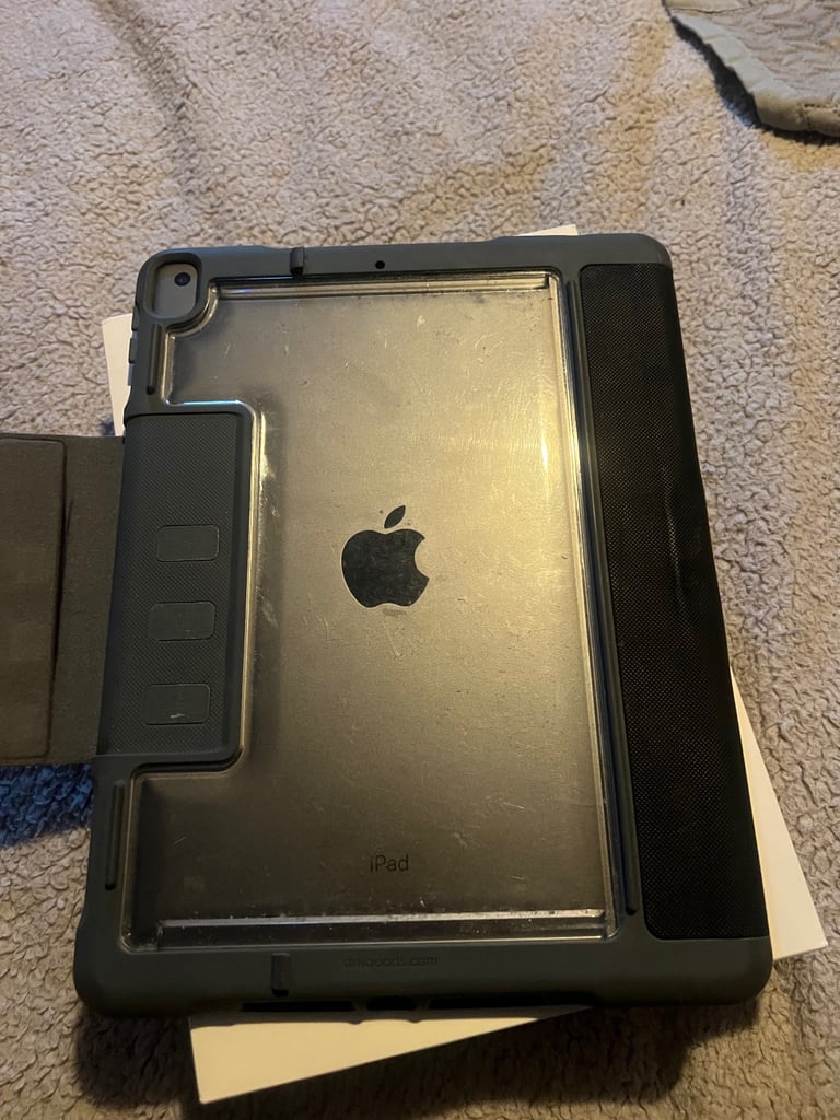 image for iPad 7th Gen 36 GB Wifi