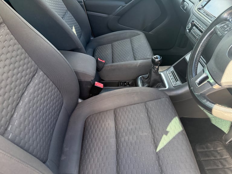 2011 11  Volkswagen, TIGUAN, Estate, 2011, Manual, 1968 (cc), 5 doors