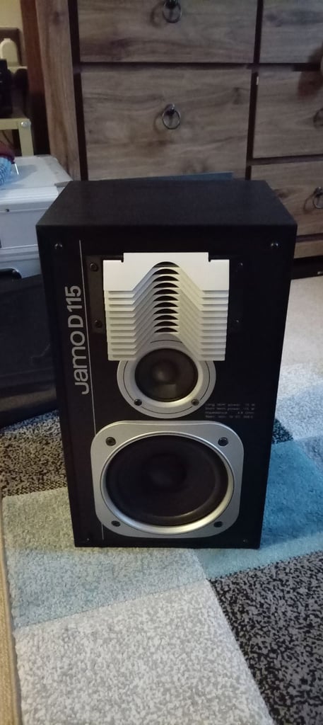 image for Jamo D 115 fully working speakers