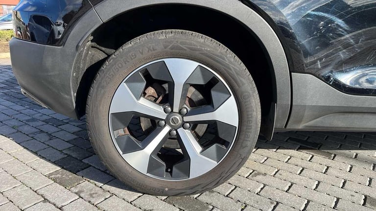 2024 Volvo XC40 Plus B3 Mild hybrid ESTATE Petrol/Electric Hybrid Automatic