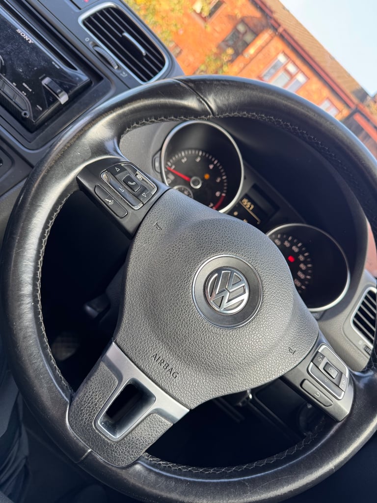 Volkswagen, GOLF, Hatchback, 2010, Manual, 1390 (cc), 5 doors