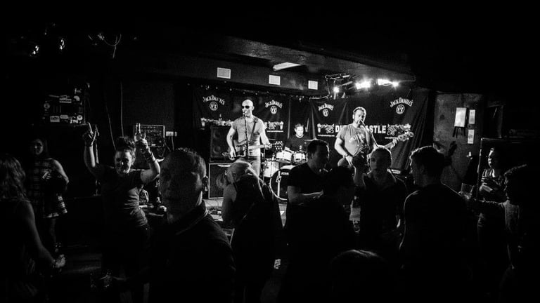 Bass player looking for new band