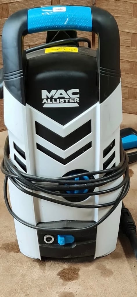 Pressure washer 
