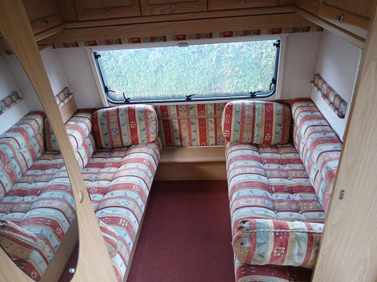 2005 bailey senator 5 beeth caravan (Can Deliver)