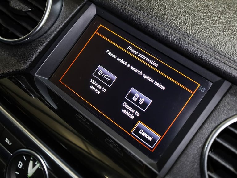 2015 Land Rover Discovery 4 SD V6 HSE SUV Diesel Automatic