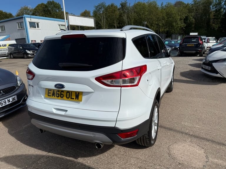 2016 Ford Kuga 2.0 TDCi Titanium SUV 5dr Diesel Manual 2WD Euro 6 (s/s) (150 ps) HATCHBACK Diesel...