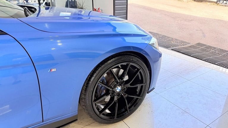 2019 BMW 3 Series 2.0 318d M Sport Shadow Edition Touring Auto Euro 6 (s/s) 5dr Estate Diesel Aut...