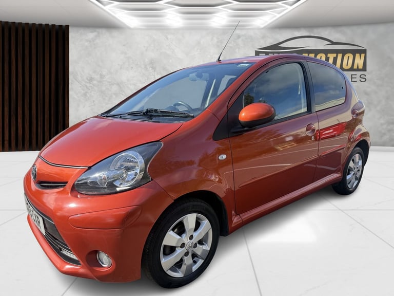 TOYOTA AYGO 1.0 VVT-i Fire 2013