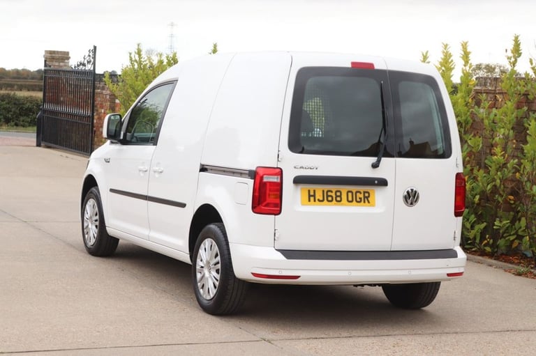 2018 Volkswagen Caddy 2.0 TDI BlueMotion Tech 102PS Trendline [AC] Van PANEL VAN DIESEL Manual