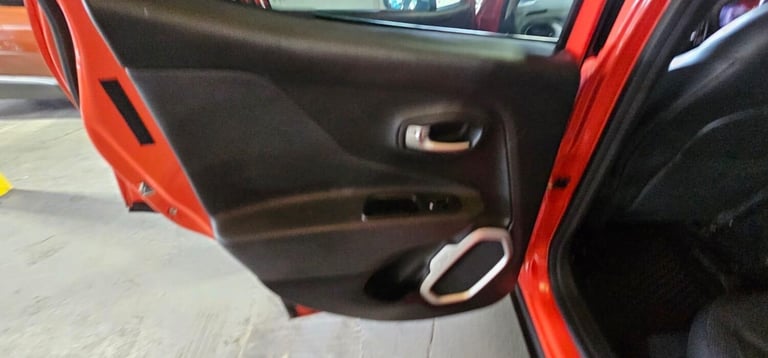 2015 Jeep Renegade 1.4T MultiAirII Limited Euro 6 (s/s) 5dr ESTATE Petrol Manual