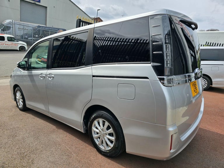 WE HAVE 6 MORE VOXY HYBRID AVAILABLE