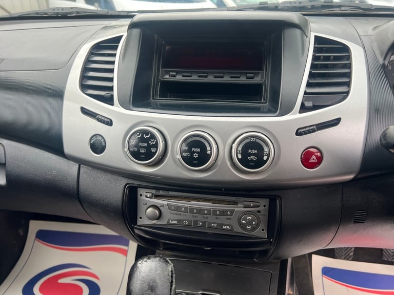 2014 Mitsubishi L200 D/Cab DI-D Warrior II 4WD 176Bhp [2010] PICK UP Diesel Manual