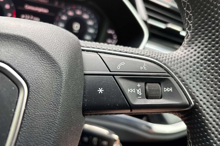 2022 Audi Q3 35 TFSI S Line 5dr ESTATE PETROL Manual