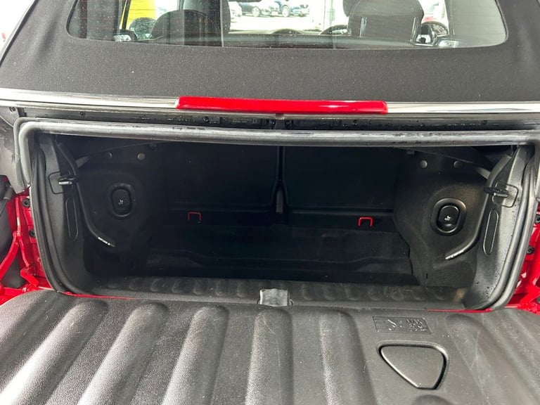 2021 MINI Convertible 1.5 Cooper Classic Convertible 2dr Petrol Manual Euro 6 (s/s) (136 ps) 1 OW...