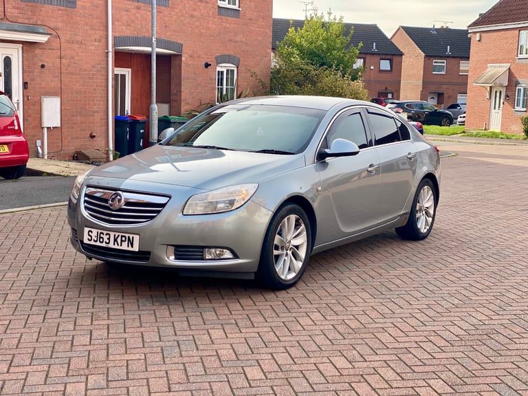 Vauxhall, INSIGNIA, Hatchback, 2013, Manual, 1956 (cc), 5 doors