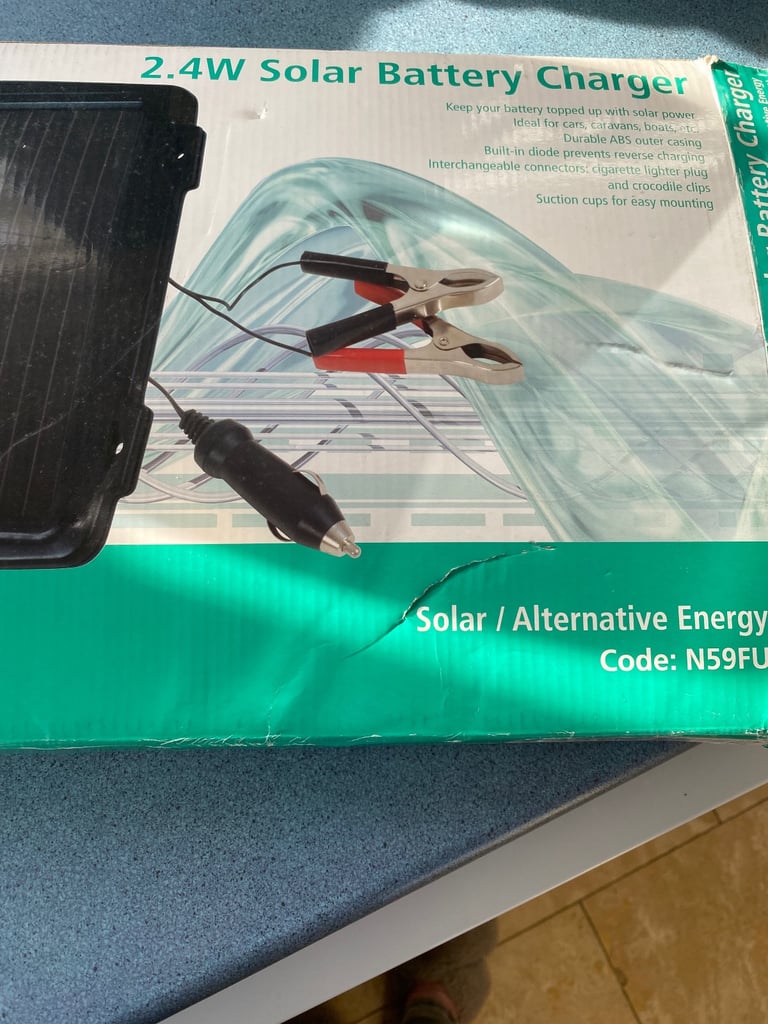 2.4 w solar battery charger