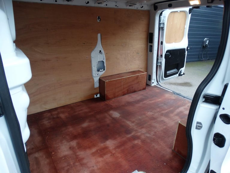 2022 Renault Trafic SL28 Blue dCi 130 Business Van PANEL VAN DIESEL Manual
