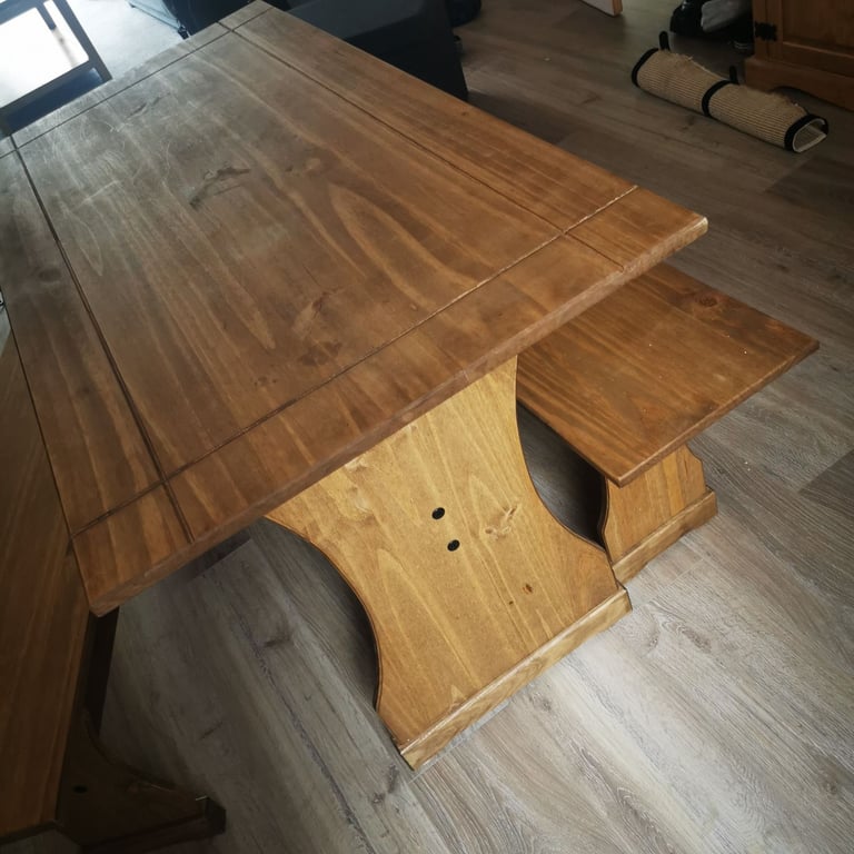 Corona Dining Set table + Benches 