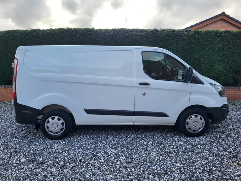 2017 Ford Transit Custom 2.0 TDCi 105ps Low Roof Van PANEL VAN Diesel Manual