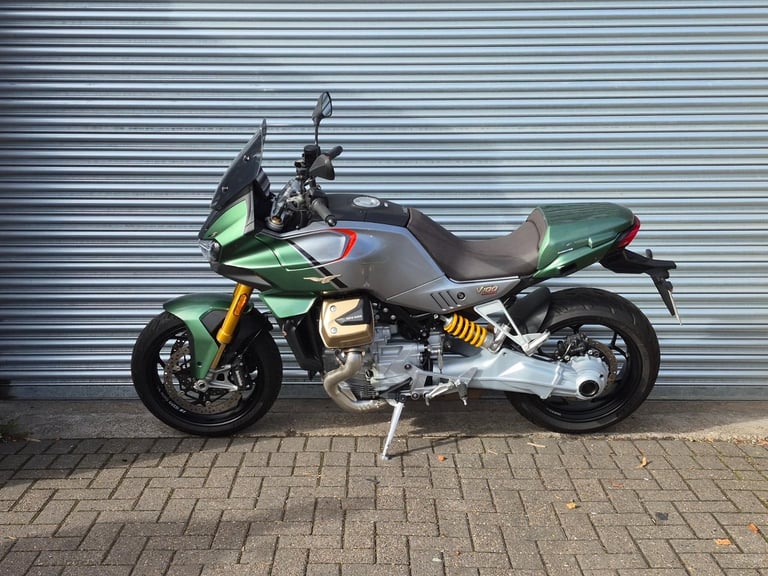 Moto Guzzi V100 Mandello S