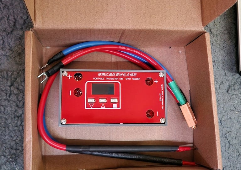 Spot welder 18650 and other cells
