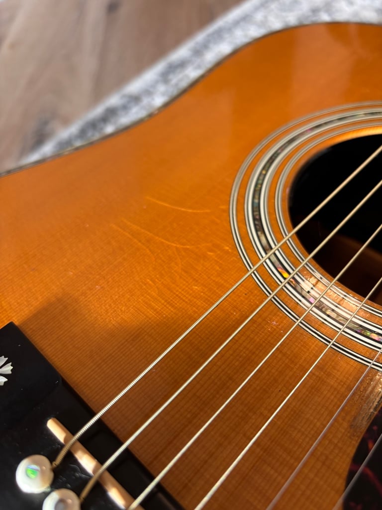 TRADES - Martin D42 (2002)