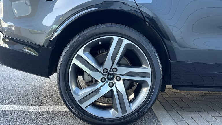 2021 Land Rover Discovery 3.0 D300 R-Dynamic HSE 5dr Auto Diesel Station Wagon Station Wagon Dies...