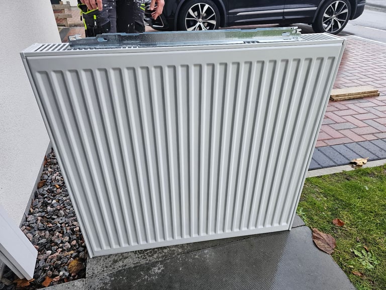 image for 800 x 750 white radiator, brand new