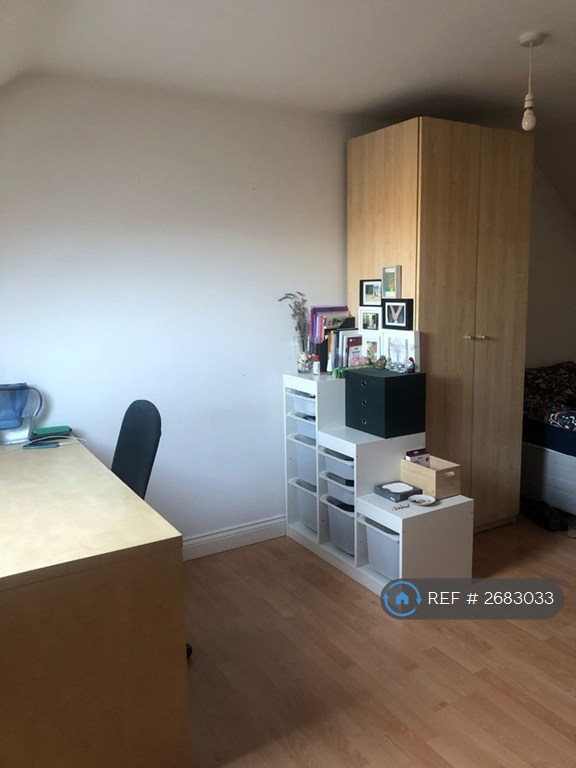 1 bedroom in Holly Tree Farm, Manchester, M20 (#2683033)