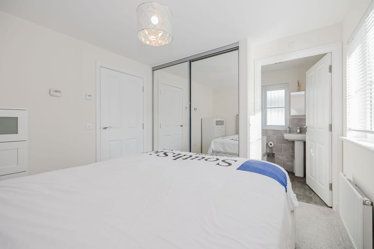 Stunning, 3 bedroom, end-terraced family home in Kaimes, with private garden and parking