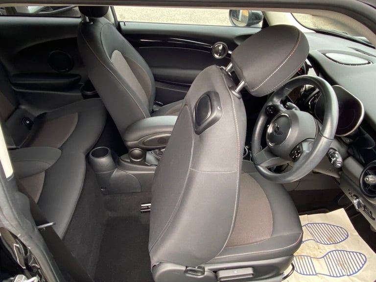 2023 MINI Hatch 1.5 Cooper Classic Hatchback 3dr Petrol Manual Euro 6 (s/s) (136 ps) Hatchback Pe...