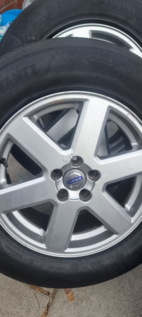 17 inch volvo alloys 