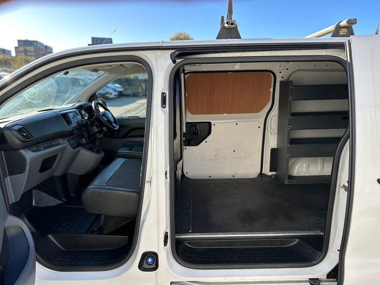 2021 Vauxhall Vivaro 2900 1.5d 100PS Edition H1 Van PANEL VAN DIESEL Manual