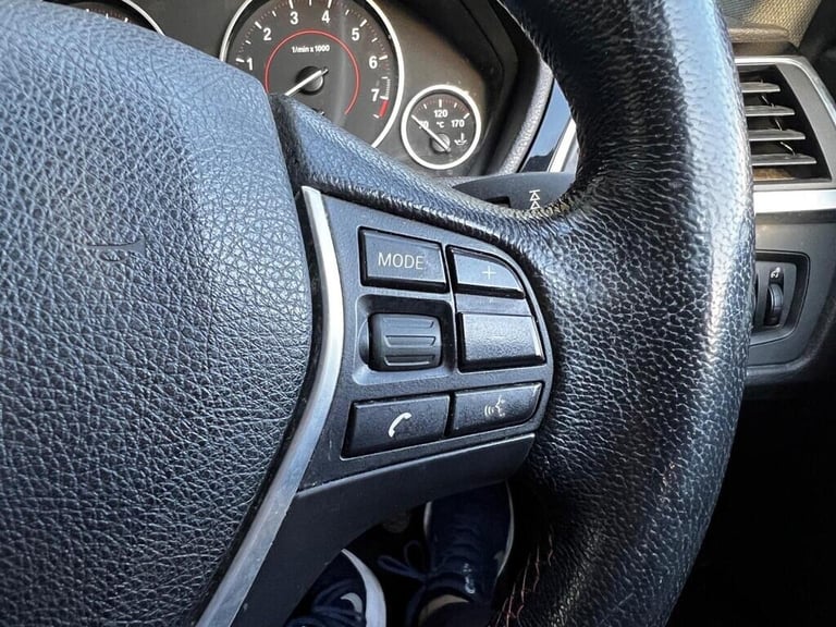 2016 BMW 3 Series 320i 2.0 Manual Sport 4dr Saloon 105,000 Miles. ULEZ Free. PX OK SALOON Petrol ...