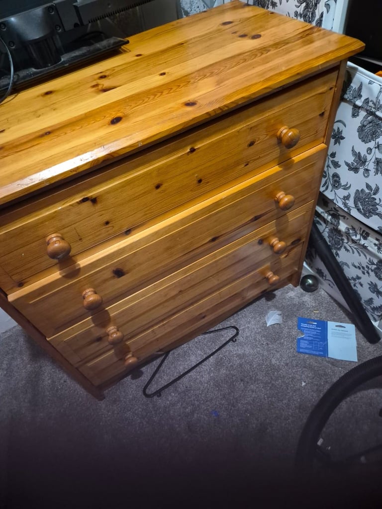 Pine 4 drawers 